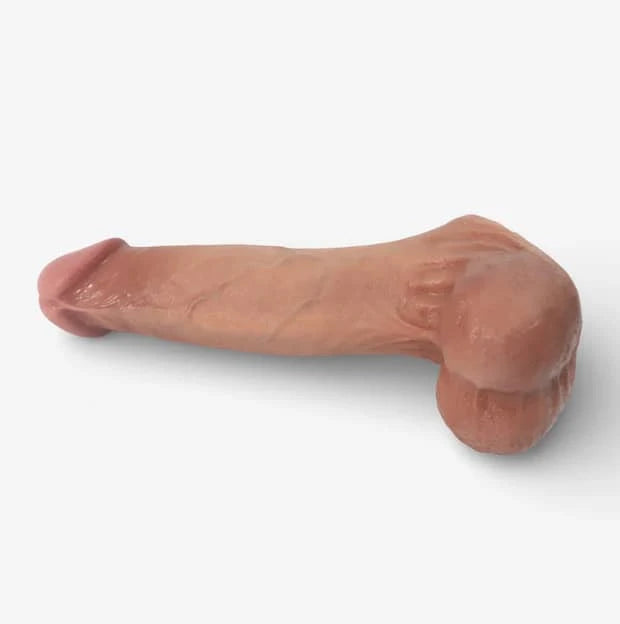 Miles 7″ Realistic Silicone Dildo with Balanced Girth - RealCocks